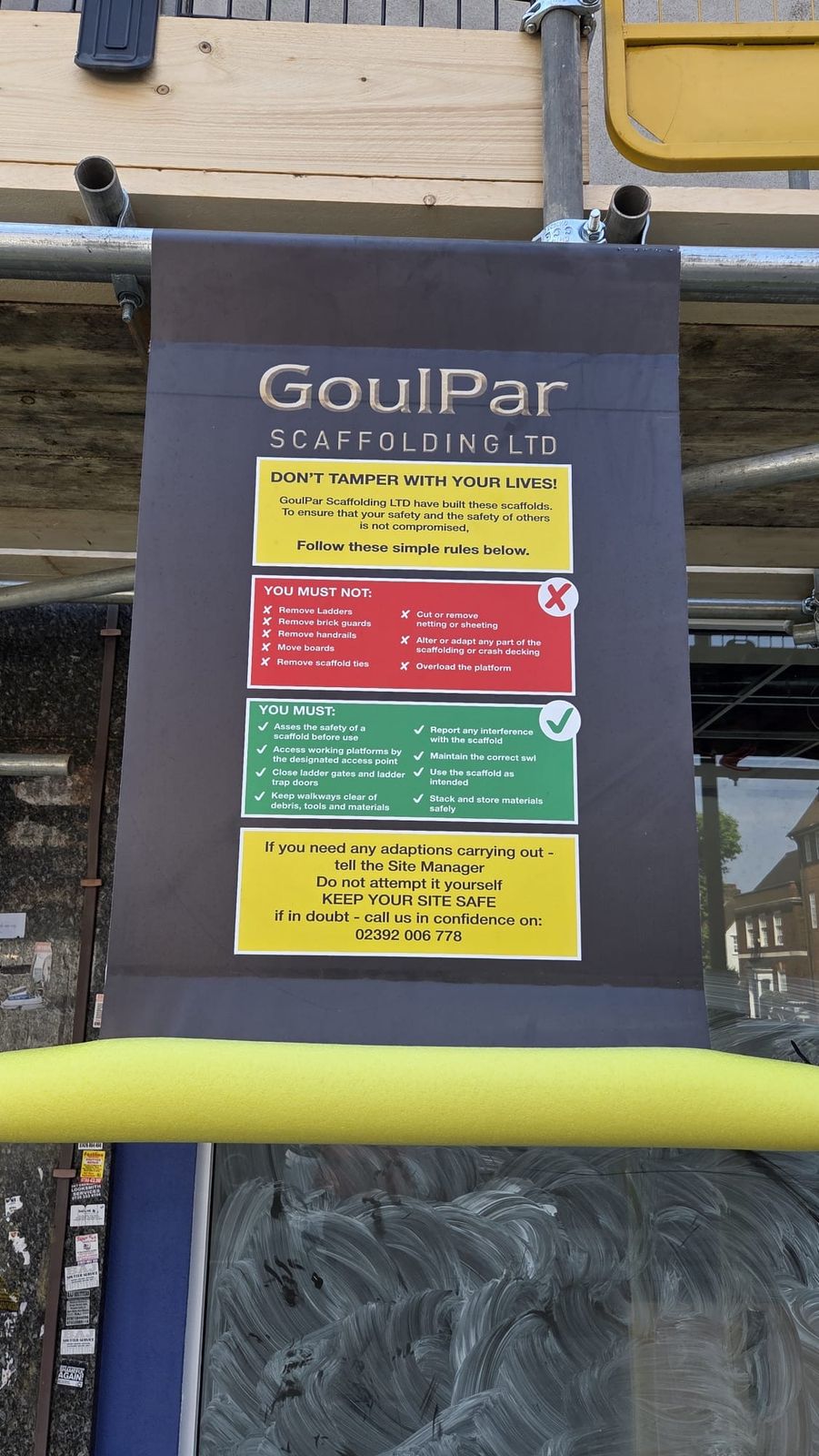 GoulPar Scaffolding safety information displayed on the North London project